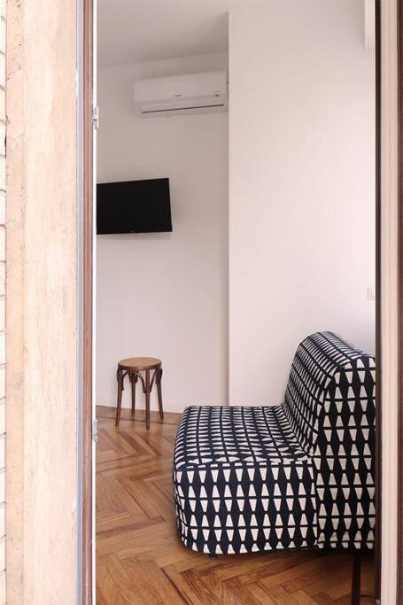 Appartement Bilocale Metro 4 Blu Frattini - Airport Linate